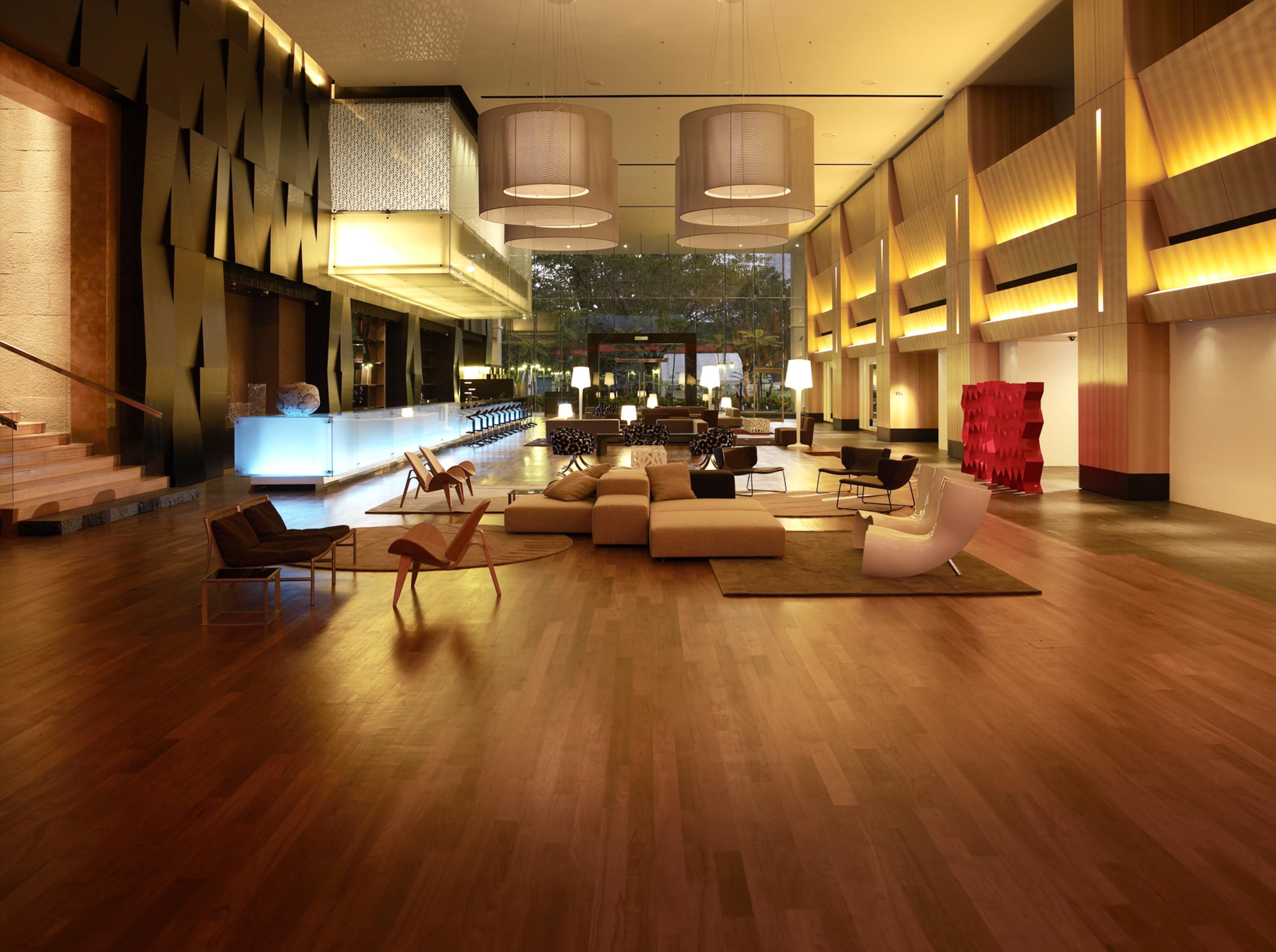 G Hotel Gurney George Town  Étterem fotó The lobby of the hotel